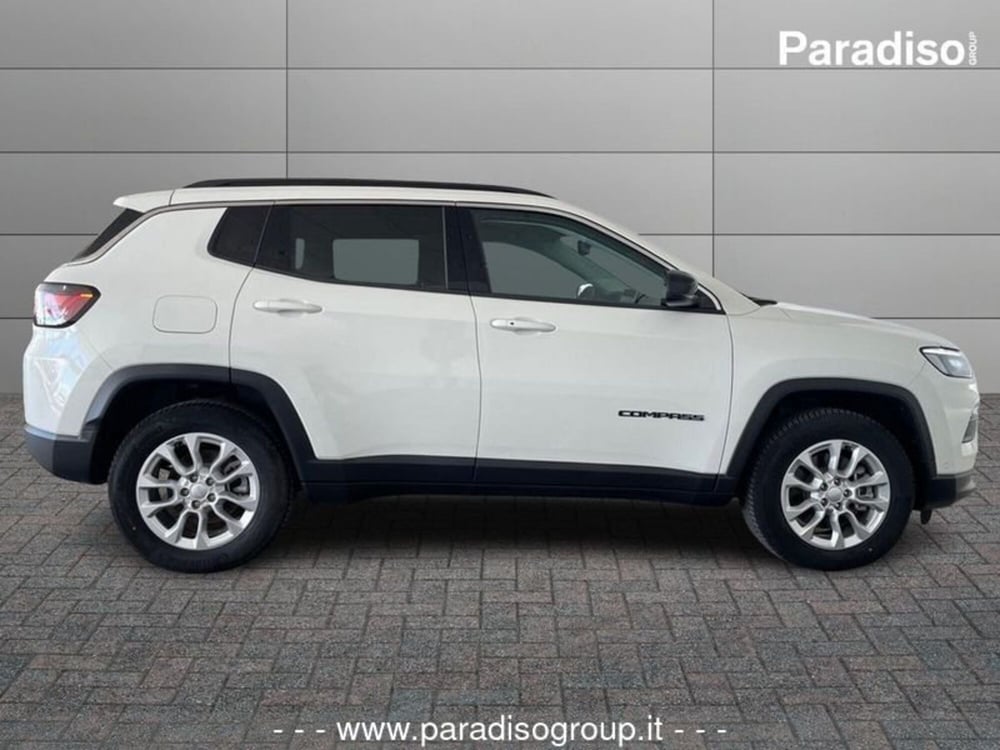 Jeep Compass nuova a Catanzaro (5)
