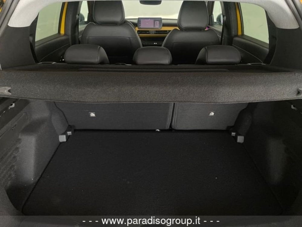 Jeep Avenger nuova a Catanzaro (11)