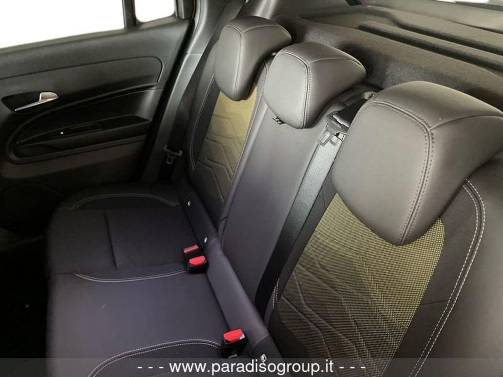 Jeep Avenger nuova a Catanzaro (20)