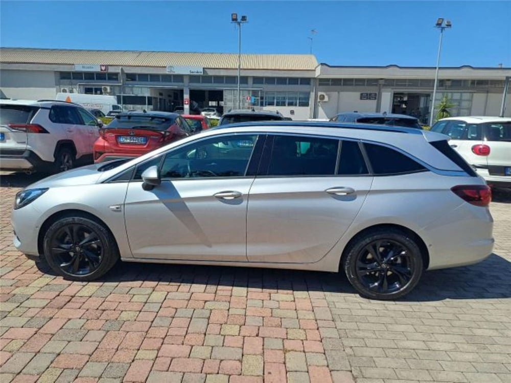 Opel Astra Station Wagon usata a Bari (6)