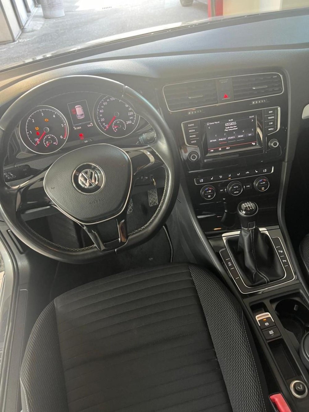 Volkswagen Golf usata a Napoli (11)