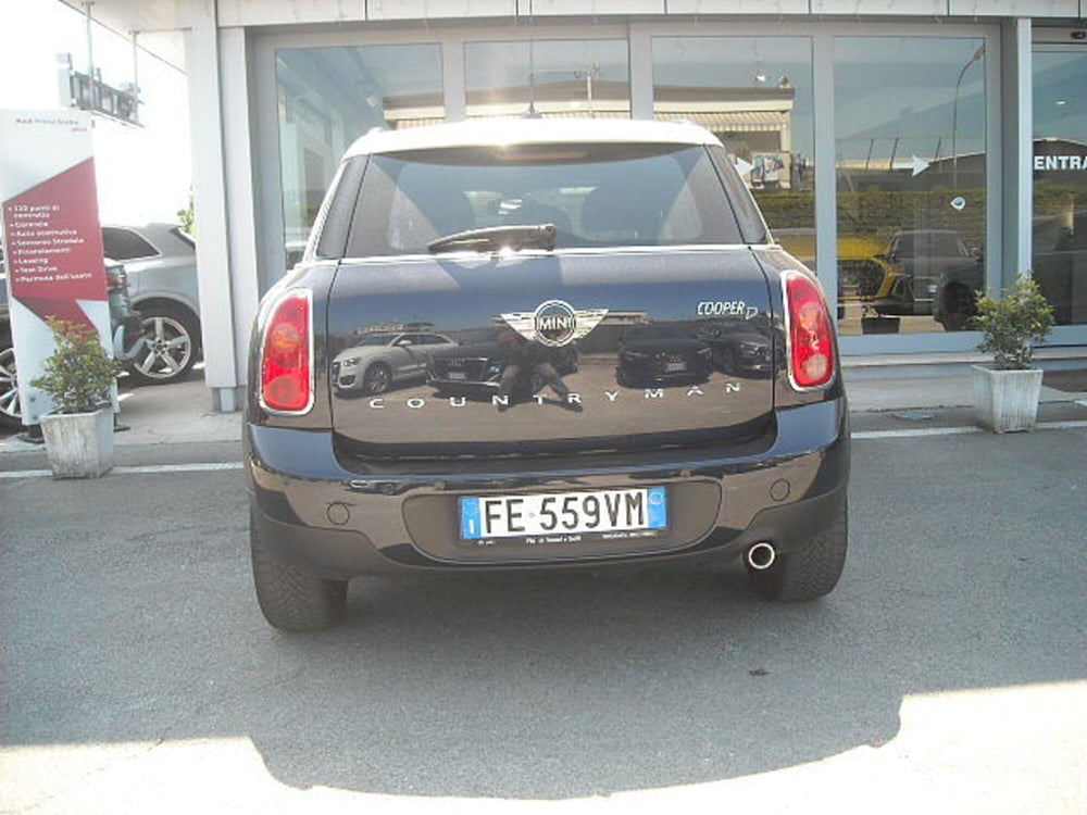 MINI Mini Countryman usata a Lucca (8)