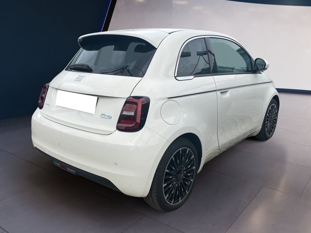 Fiat 500e nuova a Torino (4)