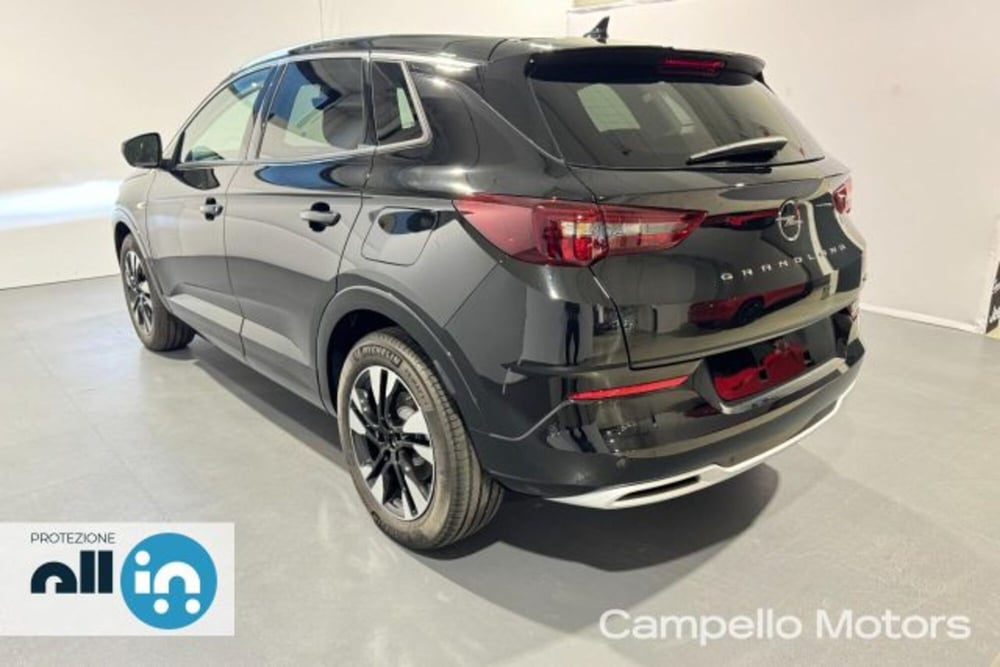 Opel Grandland X nuova a Venezia (3)