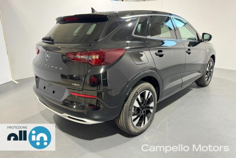 Opel Grandland X nuova a Venezia (4)