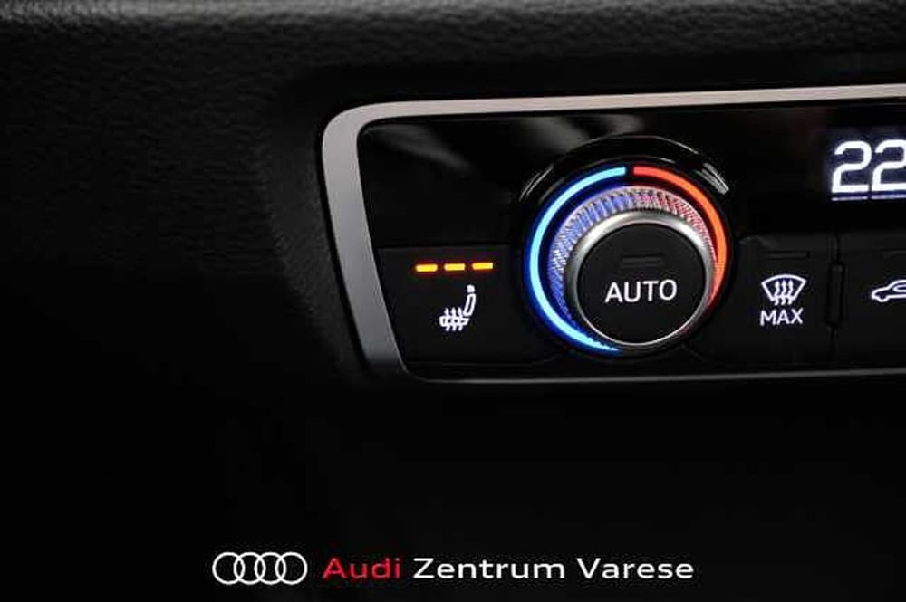 Audi Q3 Sportback usata a Varese (14)