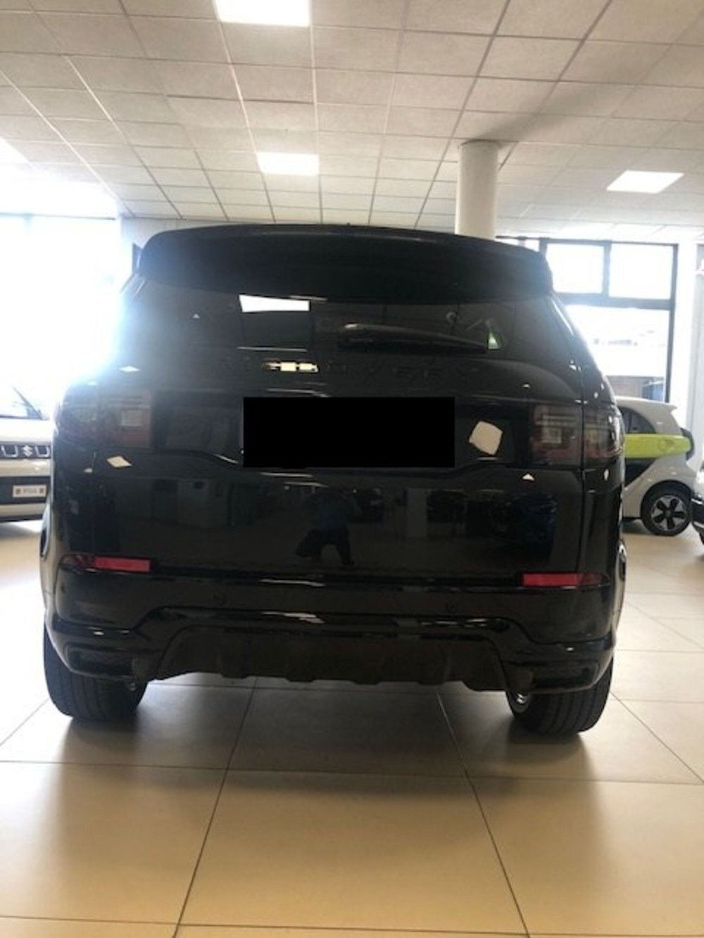 Land Rover Discovery Sport usata a Milano (7)