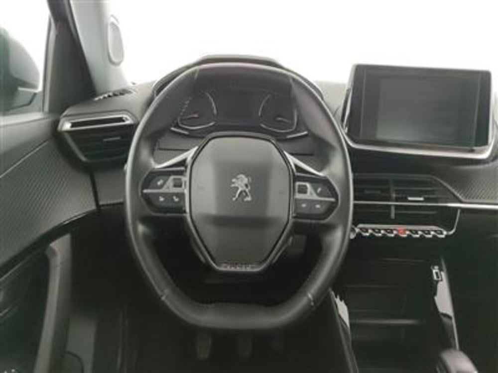 Peugeot 2008 usata a Bari (15)