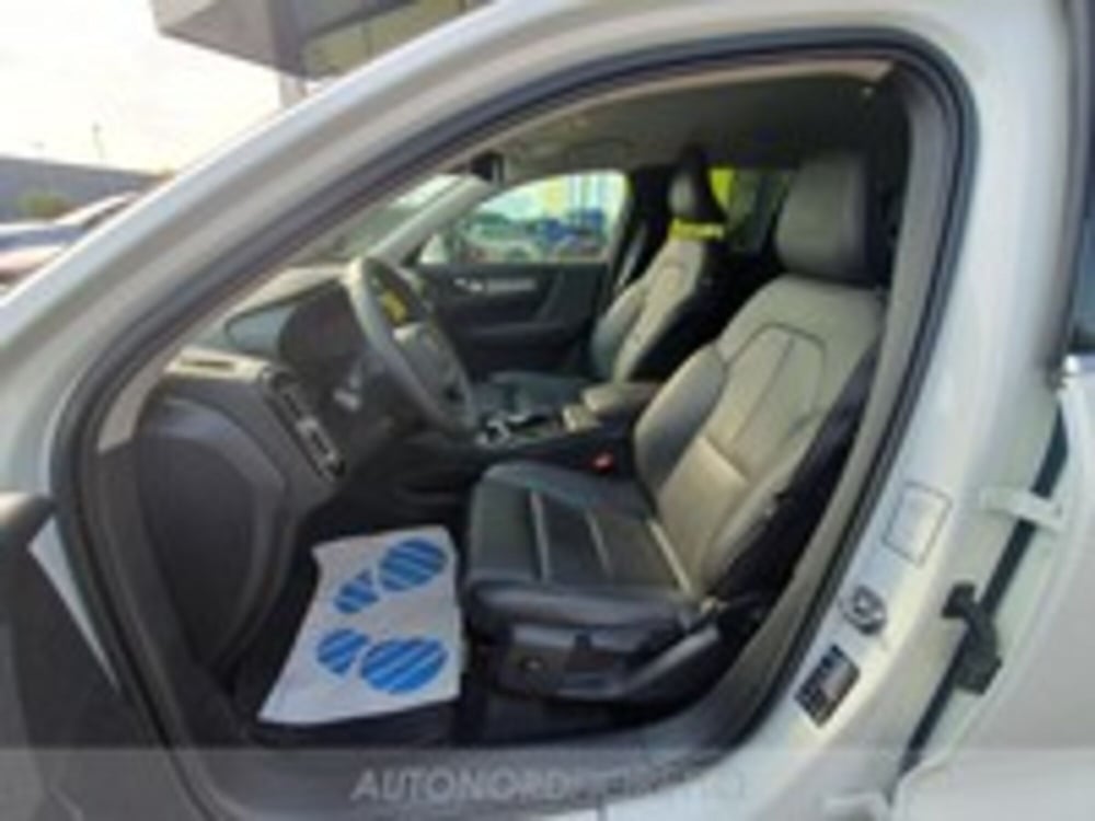 Volvo XC40 usata a Pordenone (10)