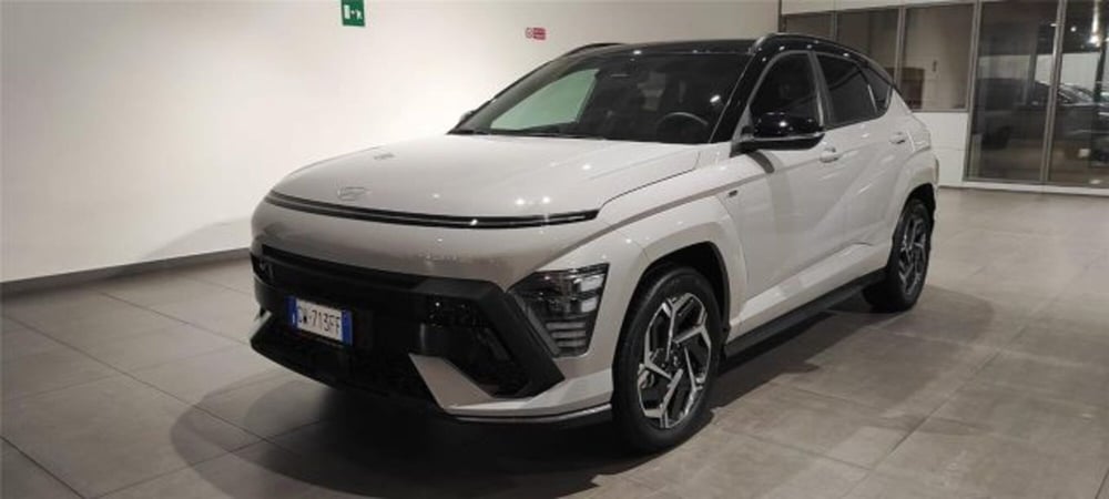 Hyundai Kona nuova a Bari