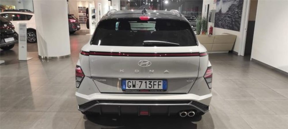 Hyundai Kona nuova a Bari (3)