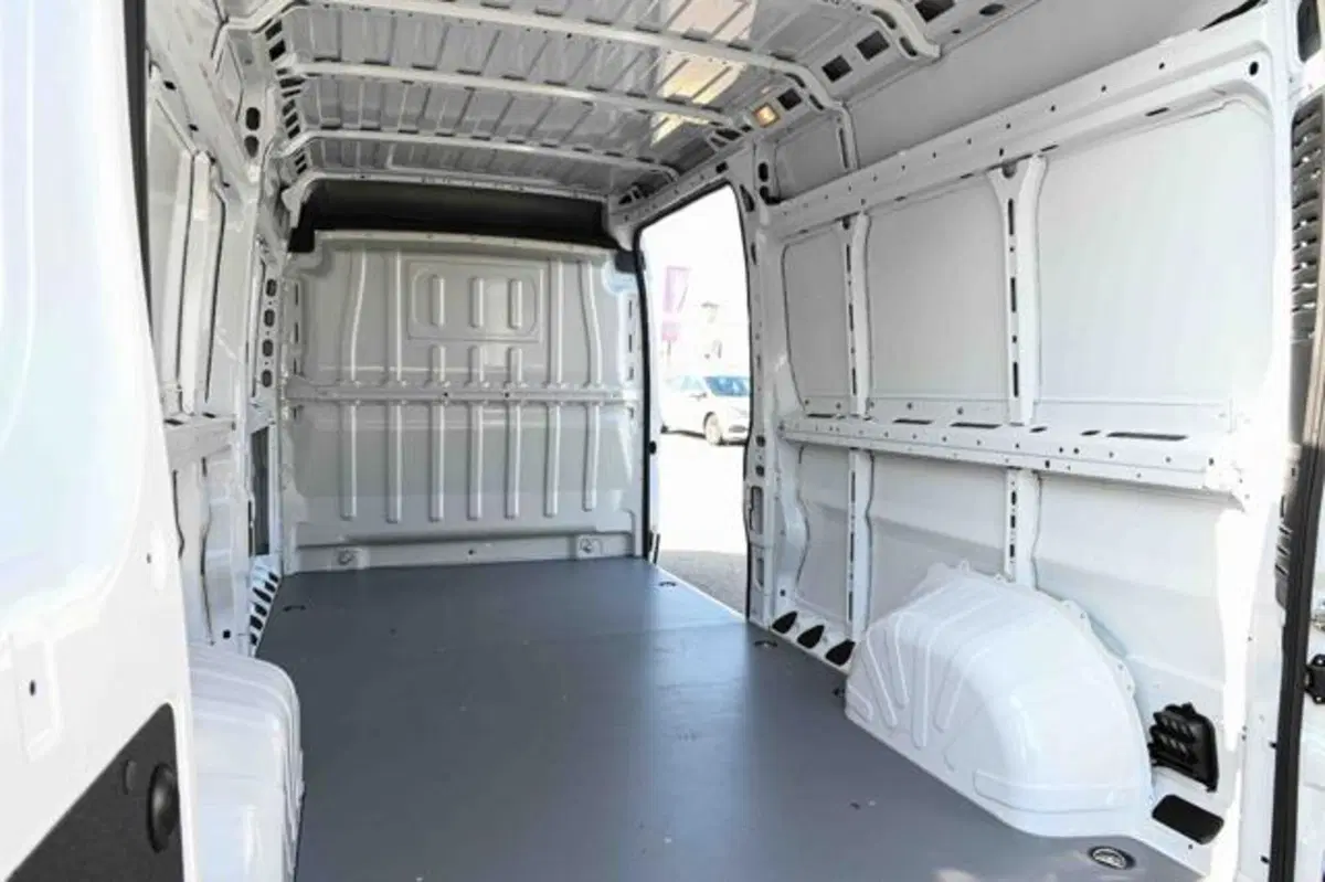 Fiat Ducato Furgone nuova a Torino (9)