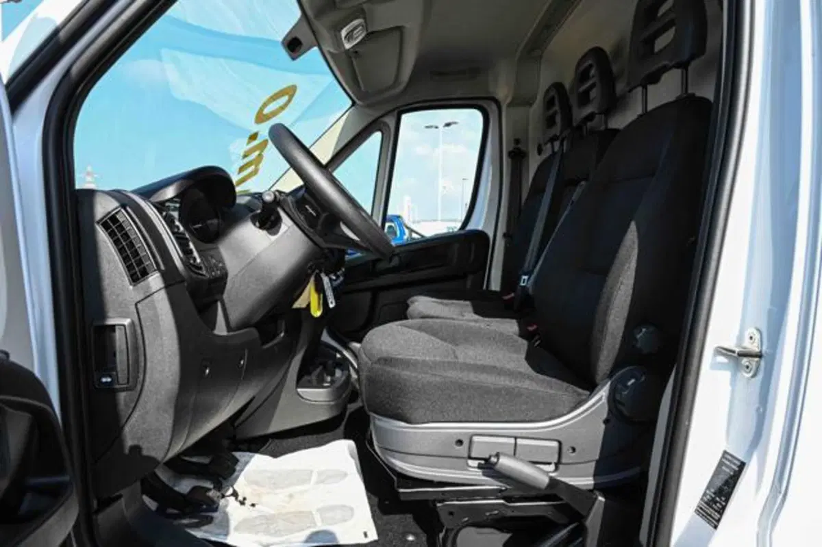 Fiat Ducato Furgone nuova a Torino (13)