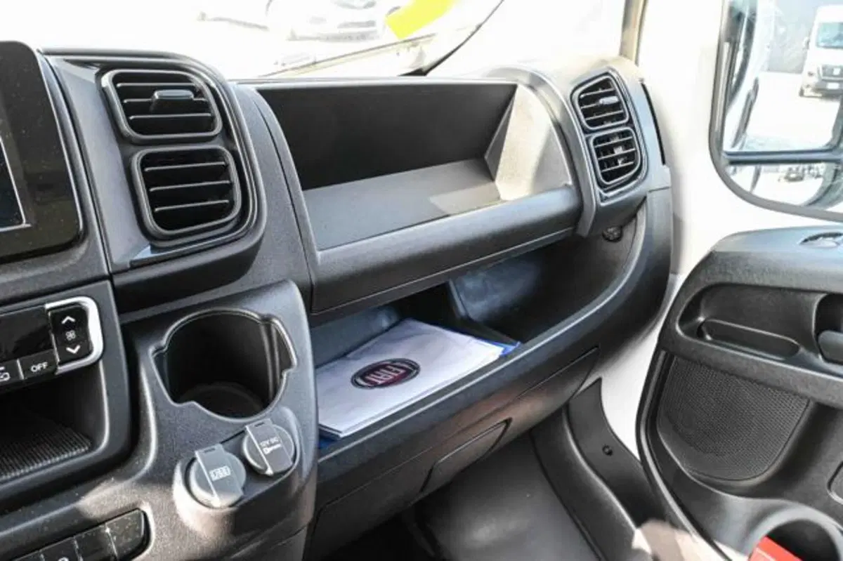 Fiat Ducato Furgone nuova a Torino (17)
