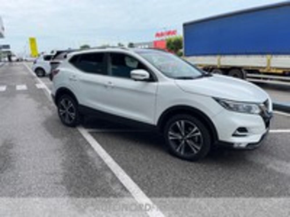 Nissan Qashqai usata a Pordenone