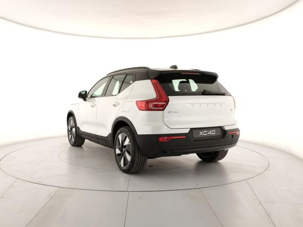 Volvo XC40 nuova a Modena (3)