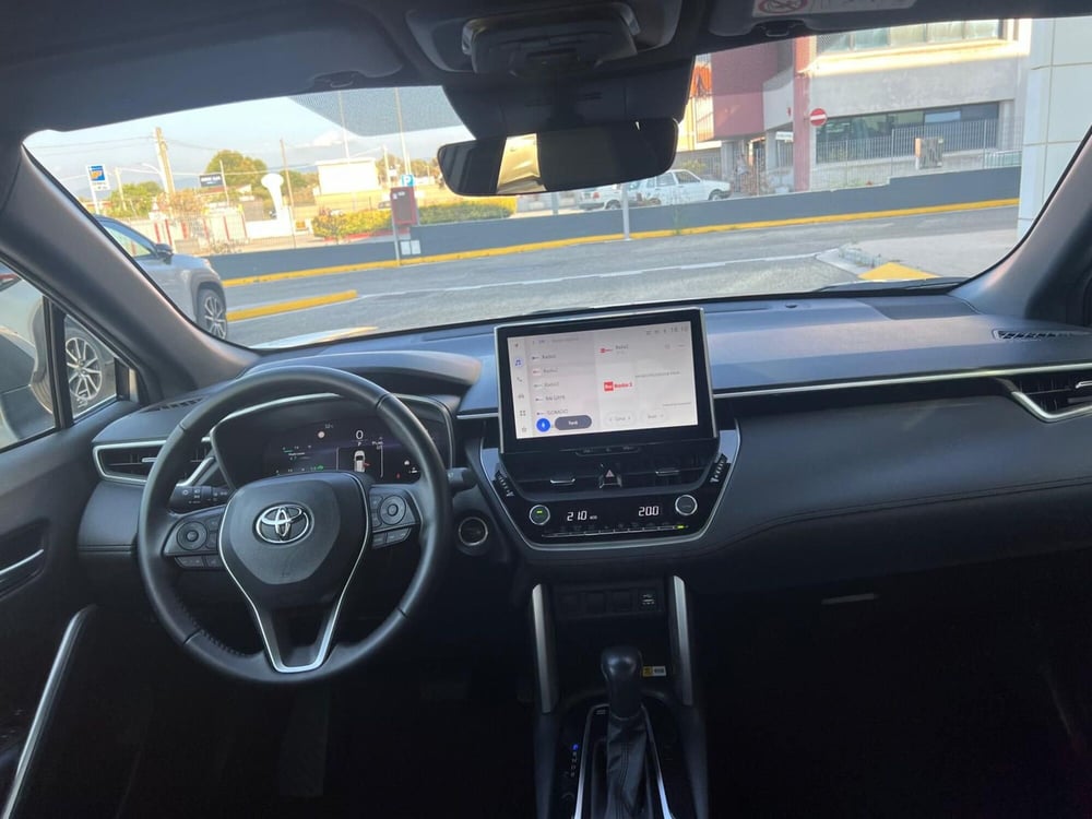 Toyota Corolla Cross Hybrid usata a Reggio Calabria (8)