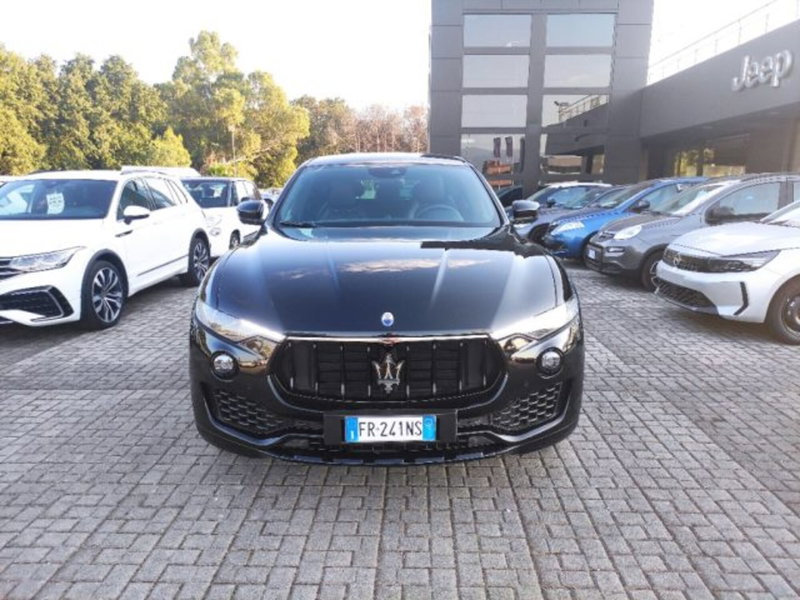Maserati Levante usata a Frosinone (2)