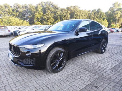 Maserati Levante Levante V6 Diesel 275 CV AWD Nerissimo Edition del 2018 usata a San Giorgio a Liri
