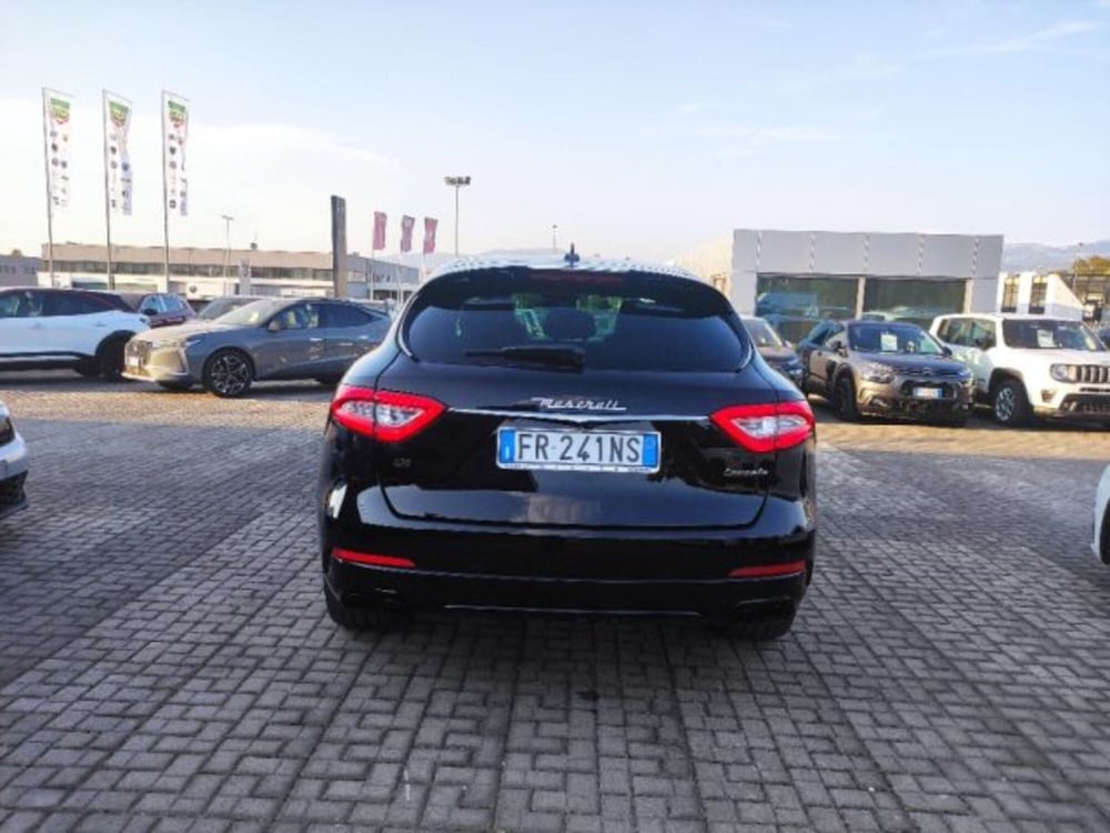 Maserati Levante usata a Frosinone (5)