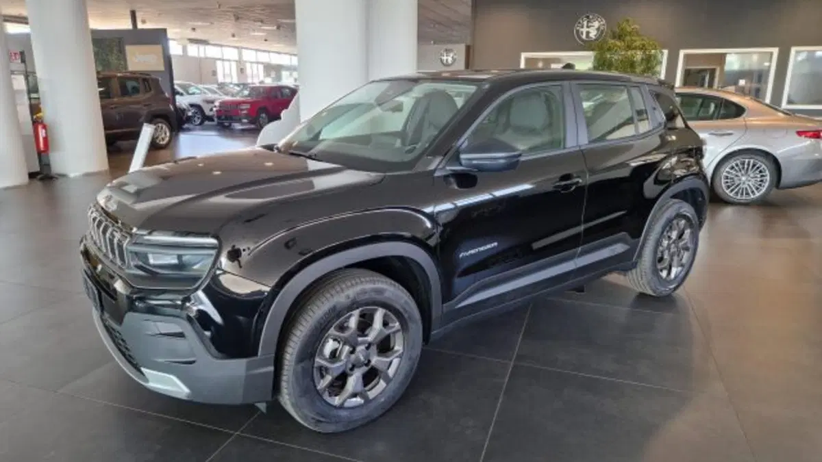 Jeep Avenger nuova a Modena (3)