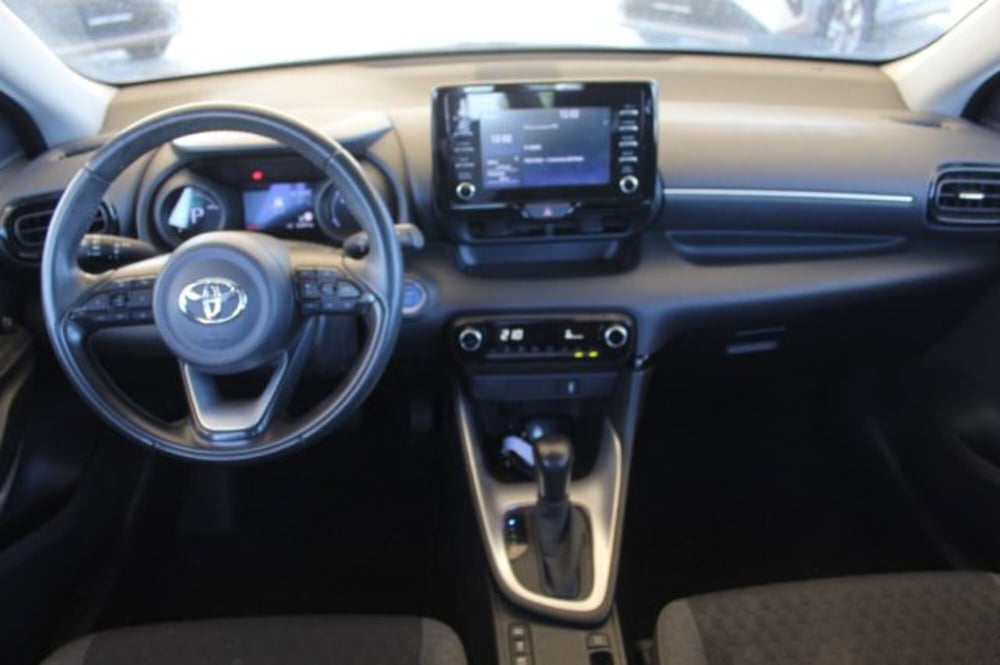 Toyota Yaris Cross usata a Roma (8)