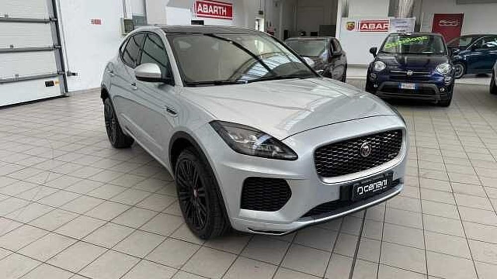 Jaguar E-Pace usata a Milano (7)