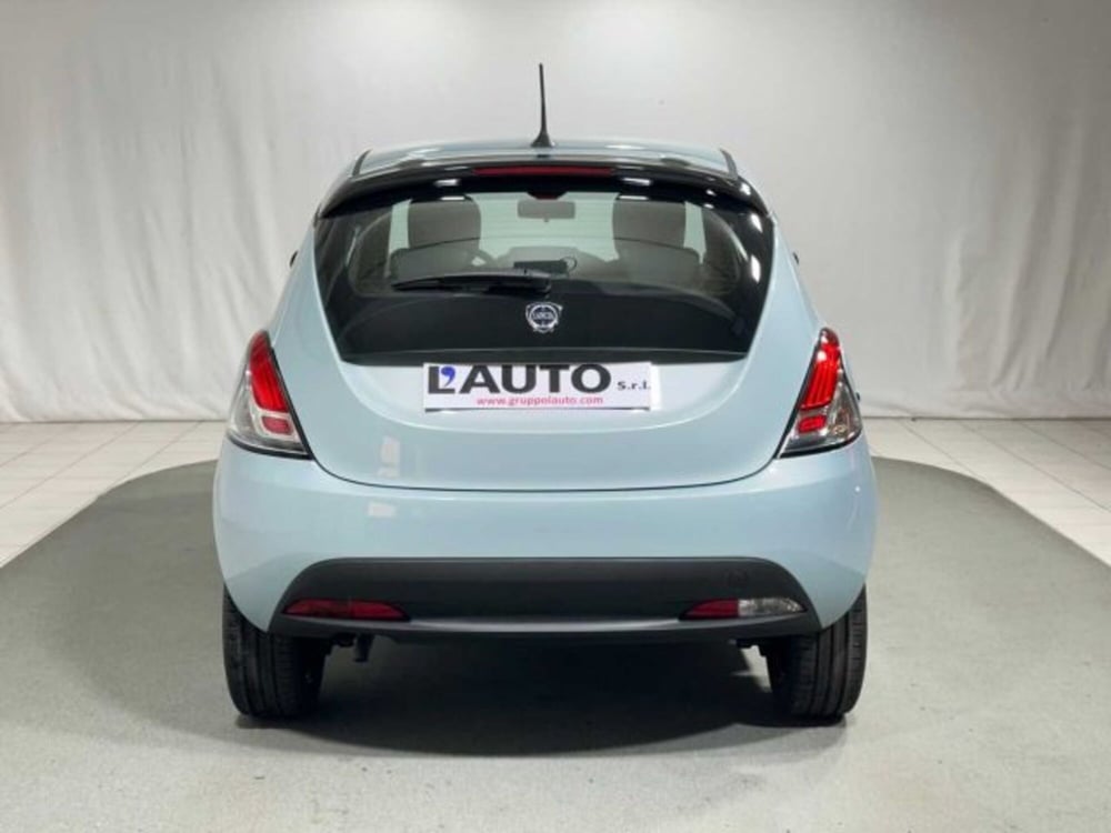 Lancia Ypsilon usata a Sondrio (4)