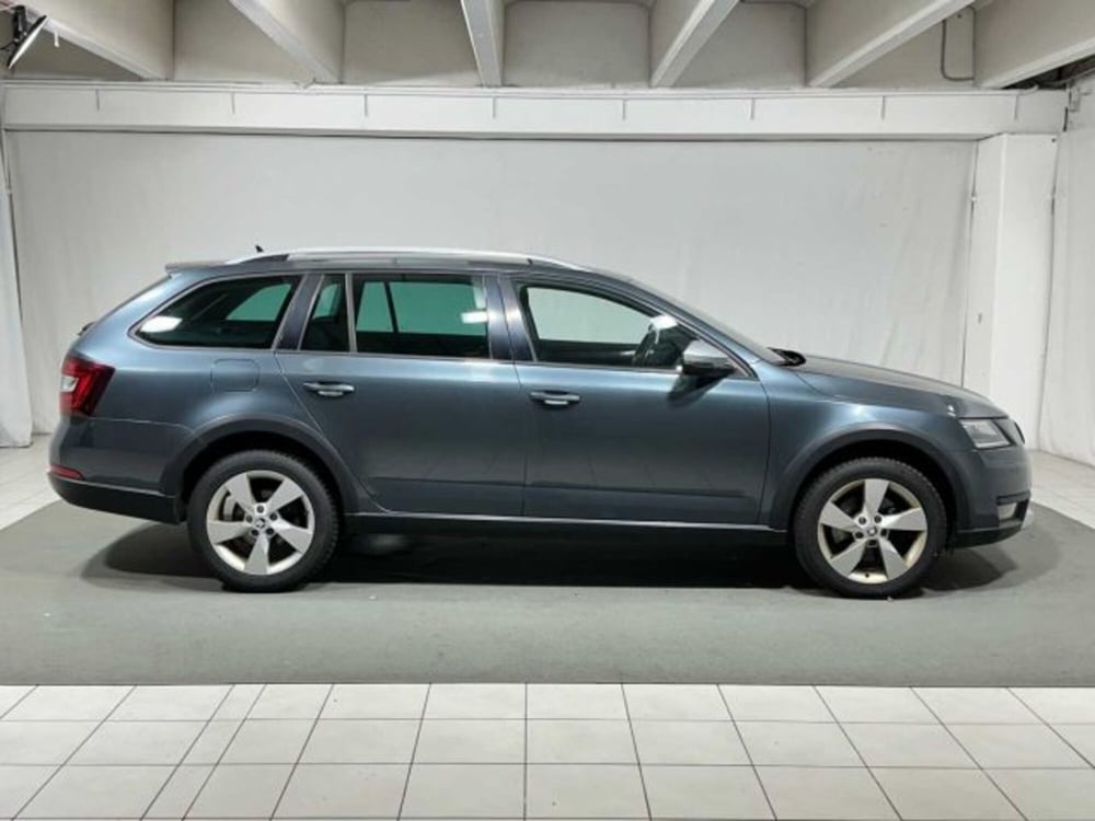 Skoda Octavia Station Wagon usata a Sondrio (6)