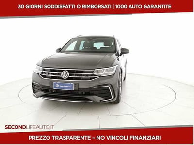 Volkswagen Tiguan 1.5 TSI 150 CV DSG ACT R-Line del 2021 usata a San Giovanni Teatino