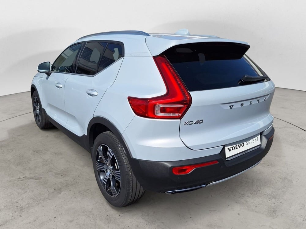 Volvo XC40 usata a Bari (3)