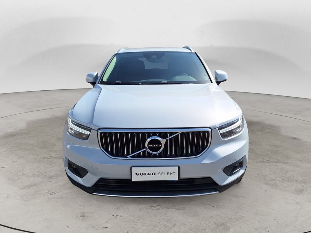 Volvo XC40 usata a Bari (4)