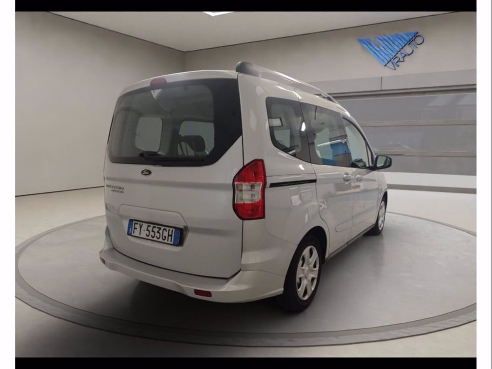 Ford Tourneo Courier usata a Catania (9)