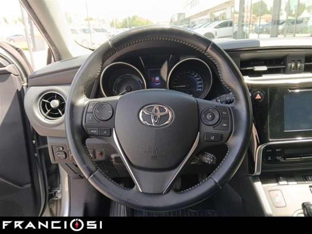 Toyota Auris usata a Modena (8)