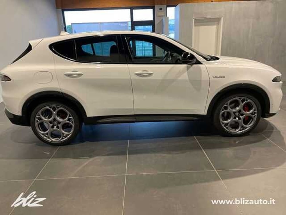 Alfa Romeo Tonale nuova a Udine (5)