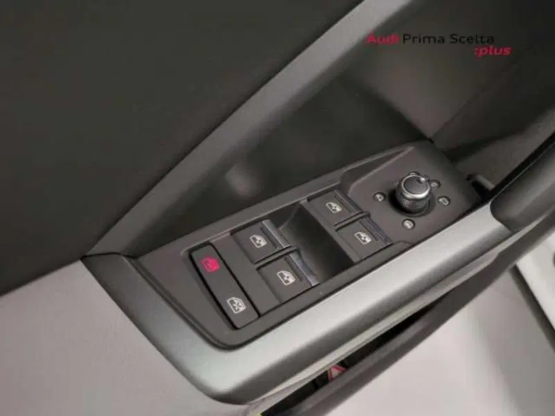 Audi Q3 Sportback usata a Avellino (11)