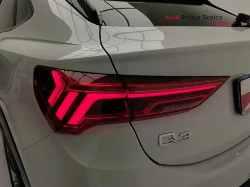 Audi Q3 Sportback usata a Avellino (8)