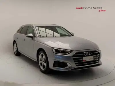 Audi A4 Avant 35 TDI/163 CV S tronic Business Advanced del 2023 usata a Pratola Serra