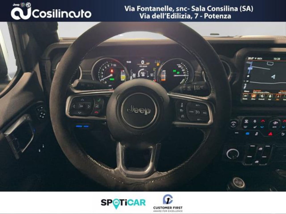 Jeep Wrangler Unlimited usata a Salerno (12)