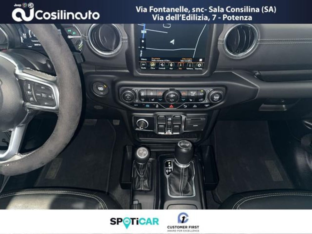 Jeep Wrangler Unlimited usata a Salerno (13)