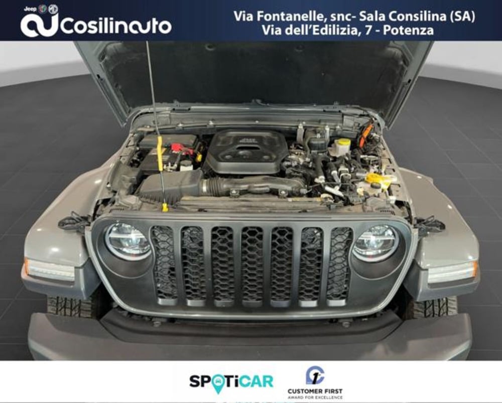 Jeep Wrangler Unlimited usata a Salerno (18)