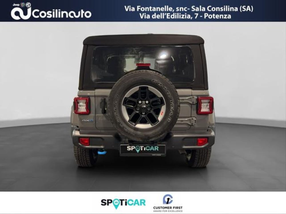 Jeep Wrangler Unlimited usata a Salerno (4)