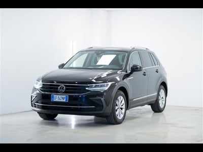 Volkswagen Tiguan Allspace 2.0 tdi Life 150cv dsg del 2021 usata a Torino