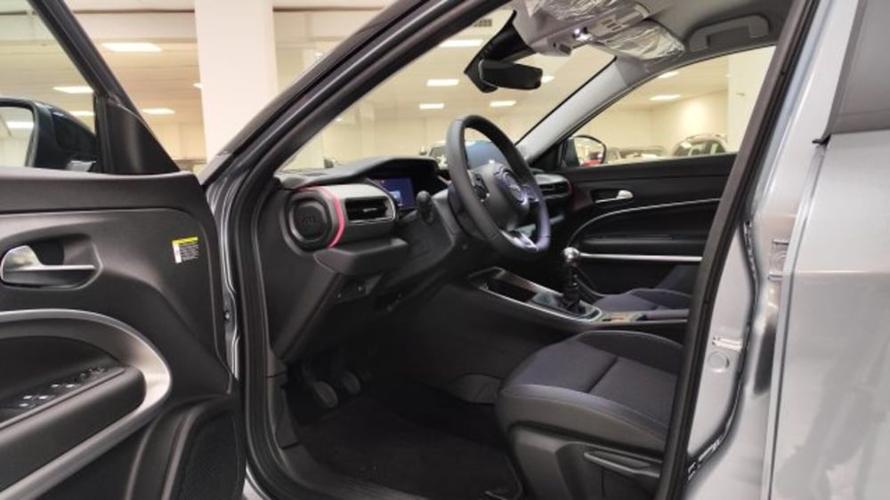 Jeep Avenger nuova a Torino (10)