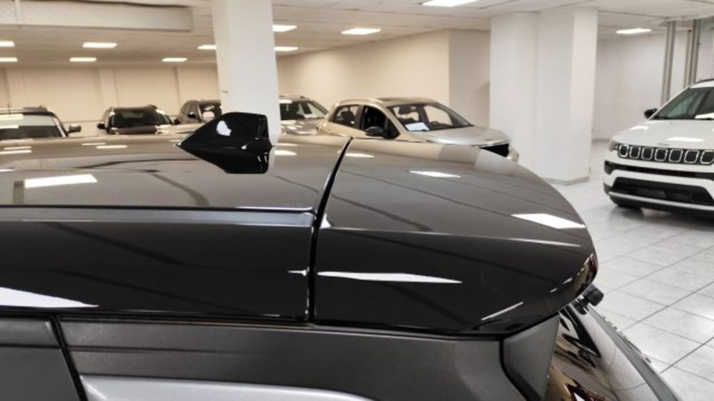 Jeep Avenger nuova a Torino (13)