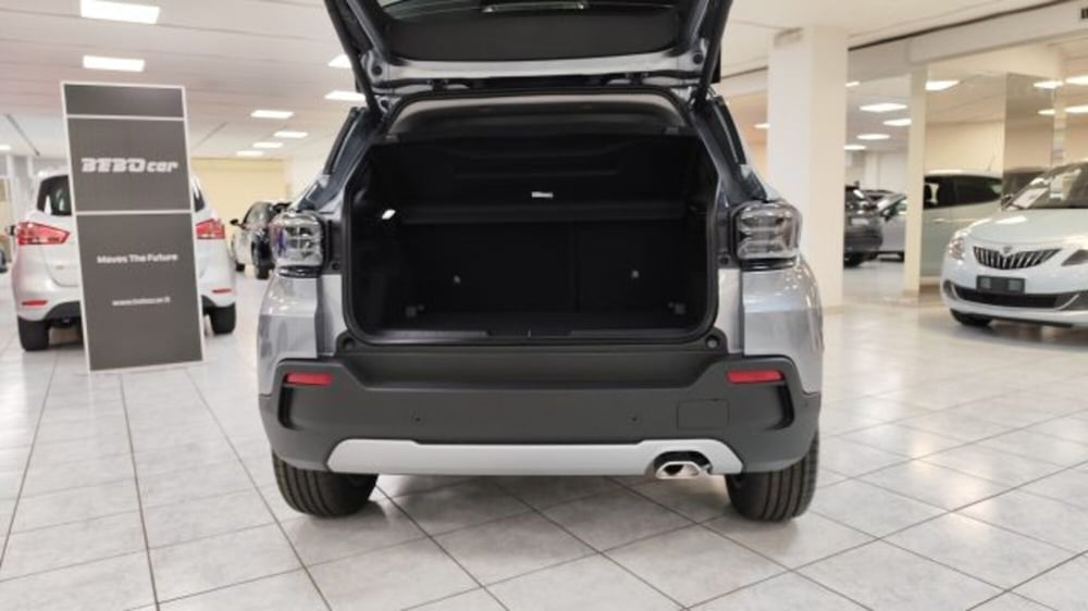 Jeep Avenger nuova a Torino (7)