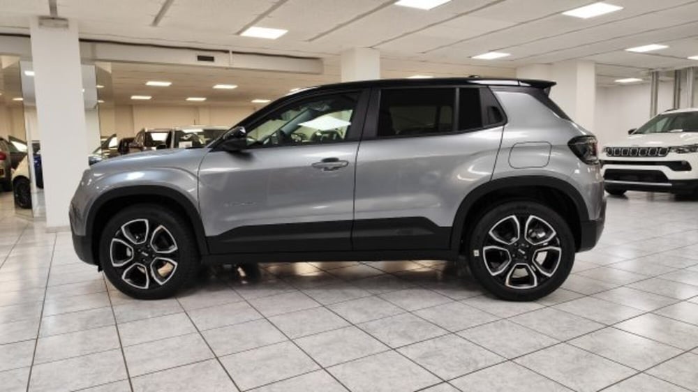 Jeep Avenger nuova a Torino (9)