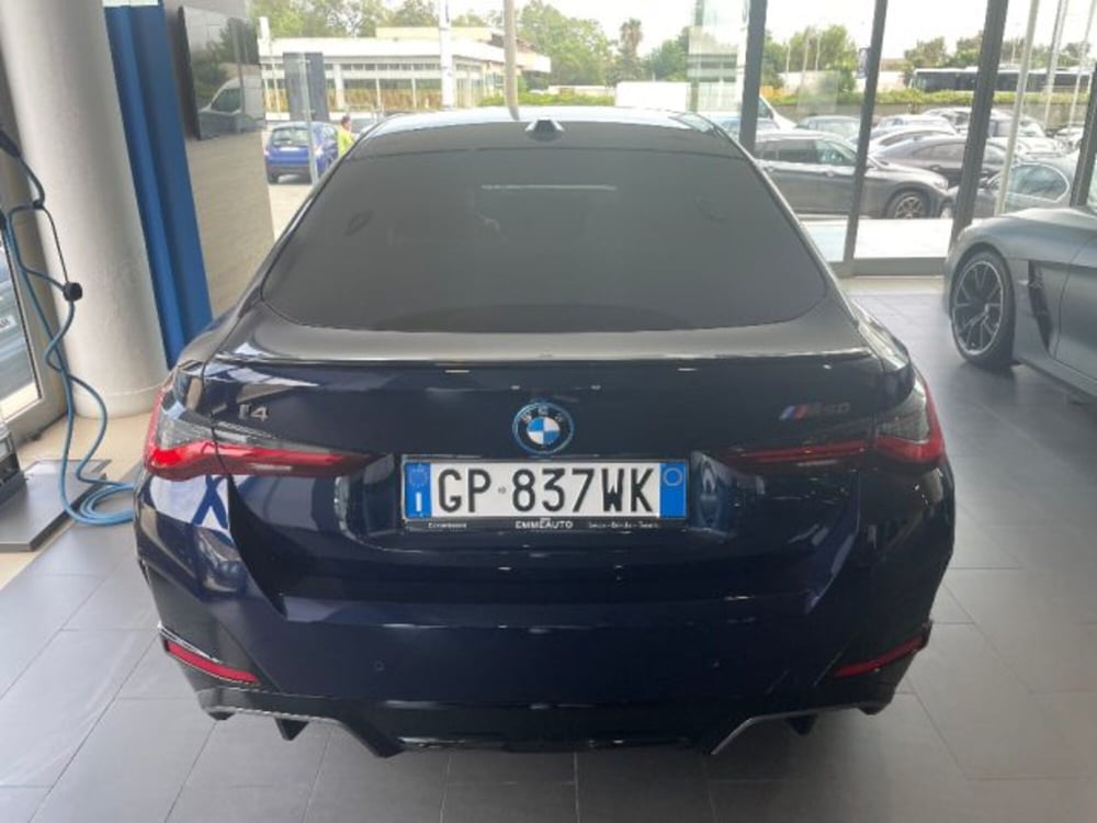 BMW i4 nuova a Lecce (5)