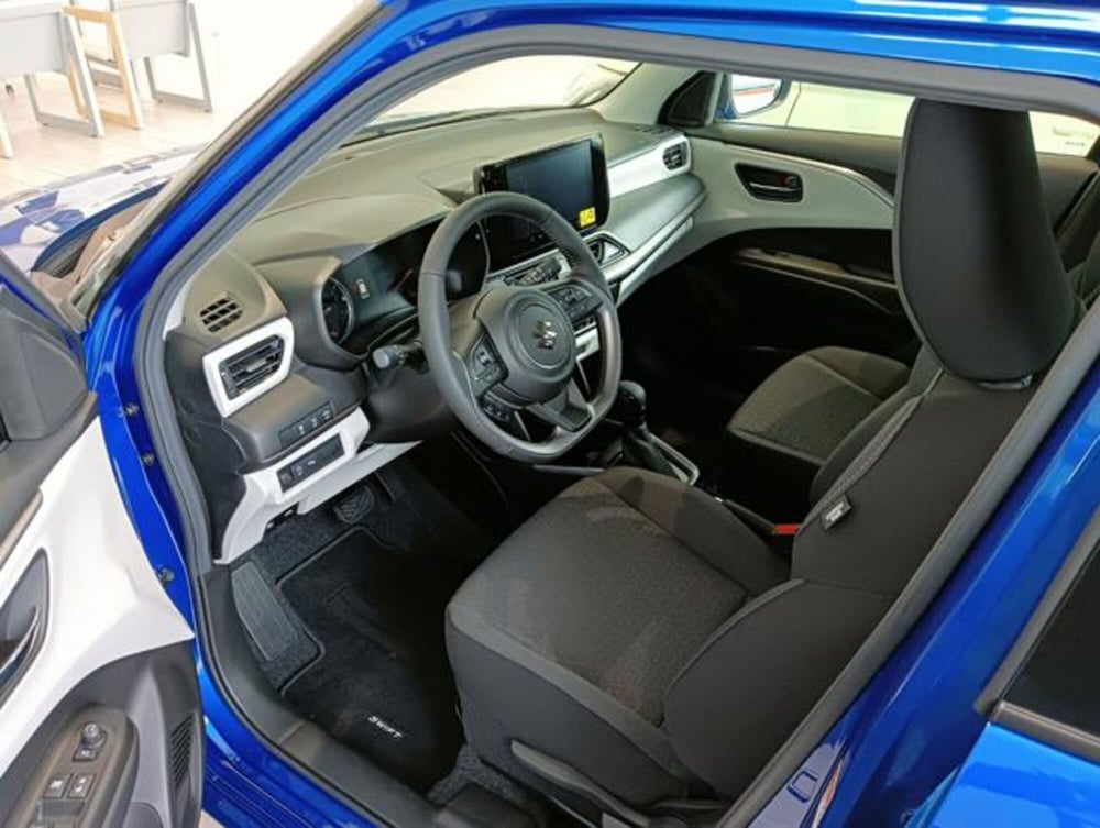 Suzuki Swift nuova a Milano (6)