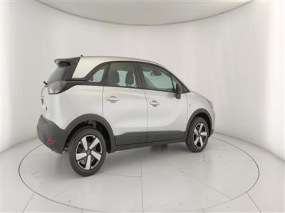 Opel Crossland nuova a Bari (8)